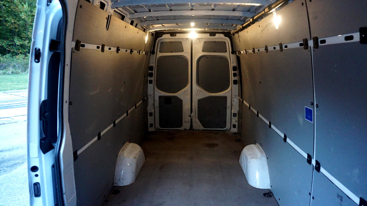Used 2023 Mercedes-Benz Sprinter 2500 image 30