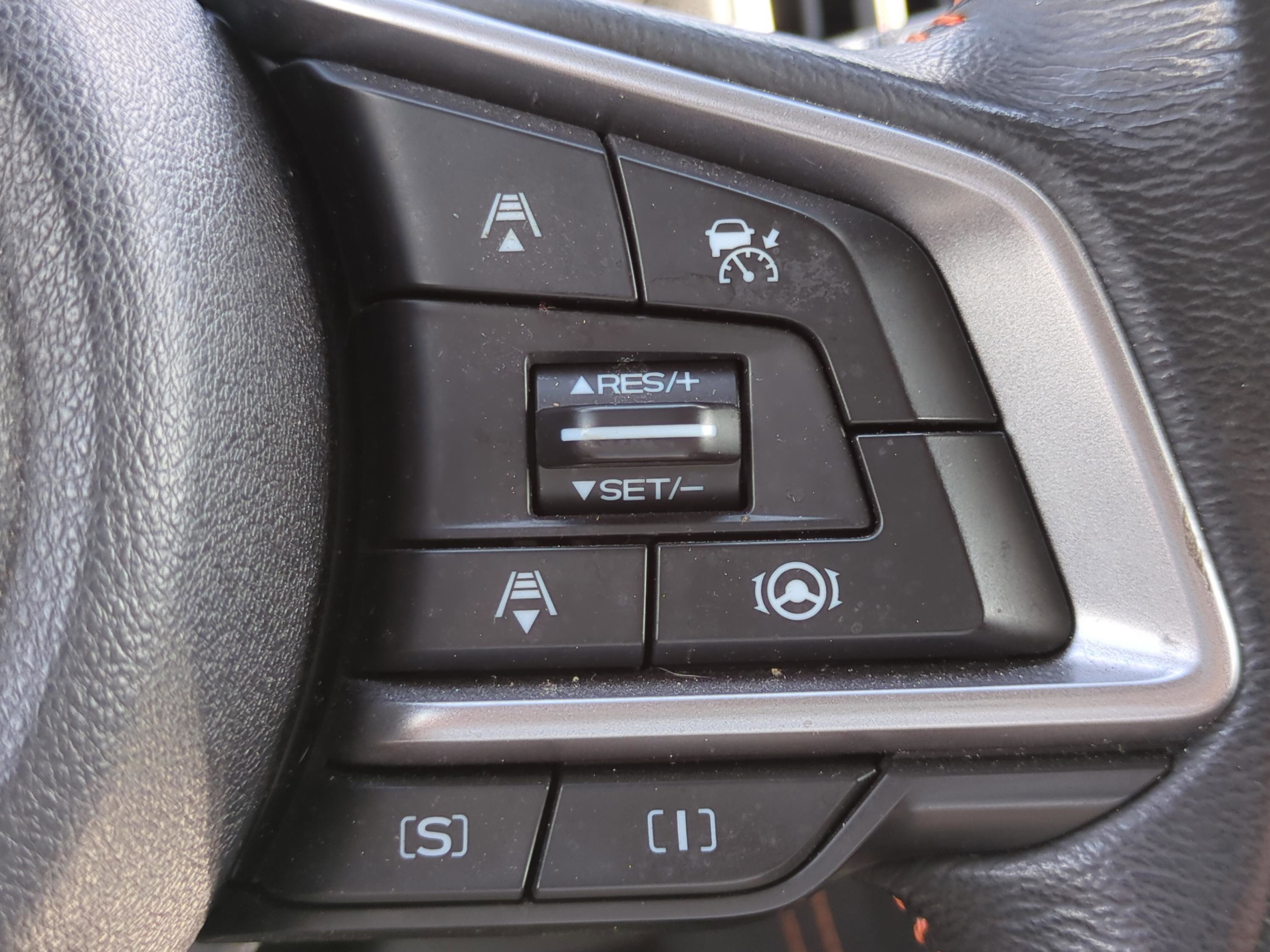 Used 2021 Subaru Crosstrek 2.0i Premium w/ Moonroof Package image 24