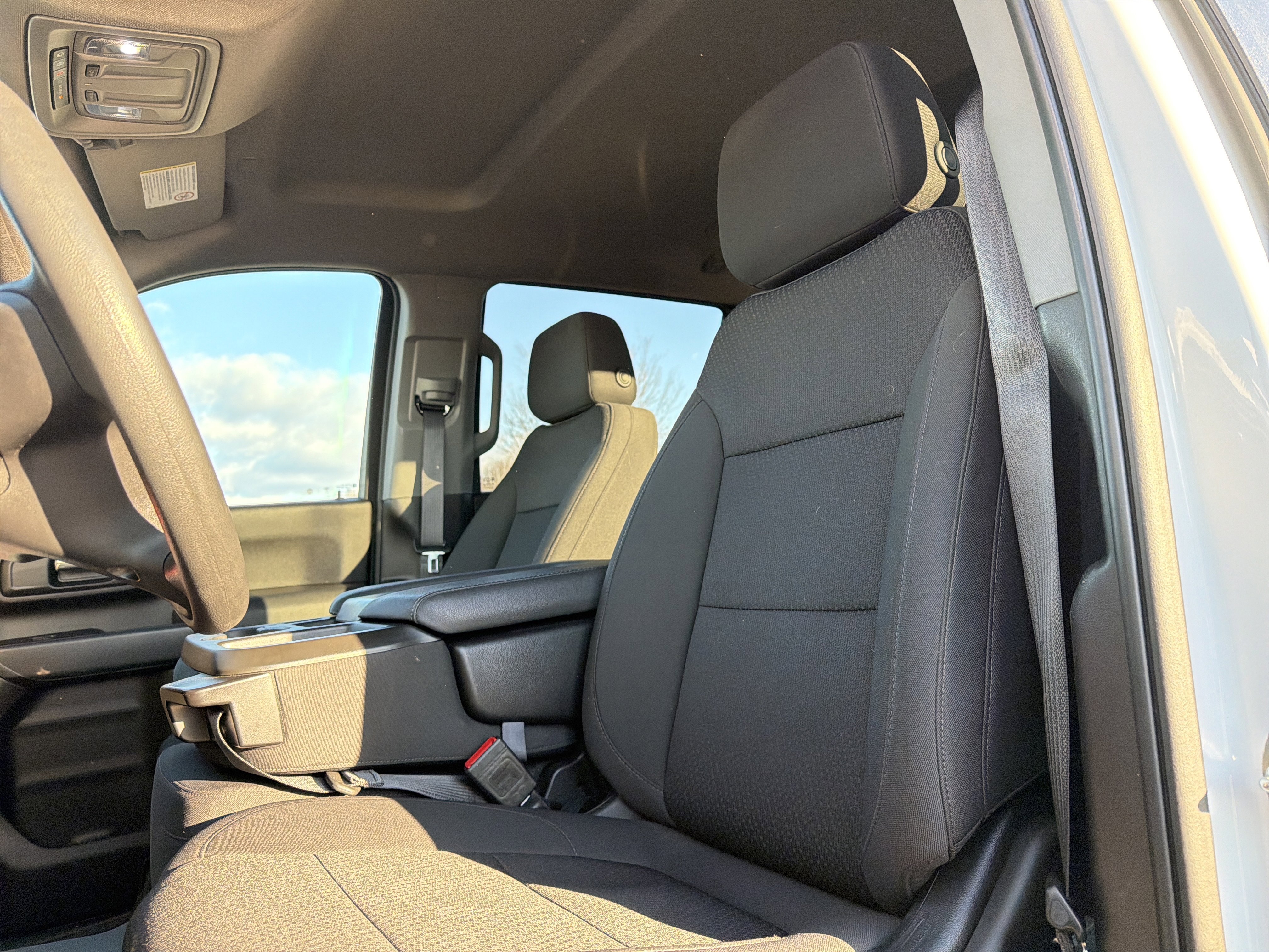 Used 2023 Chevrolet Silverado 2500 Custom w/ Custom Value Package image 25