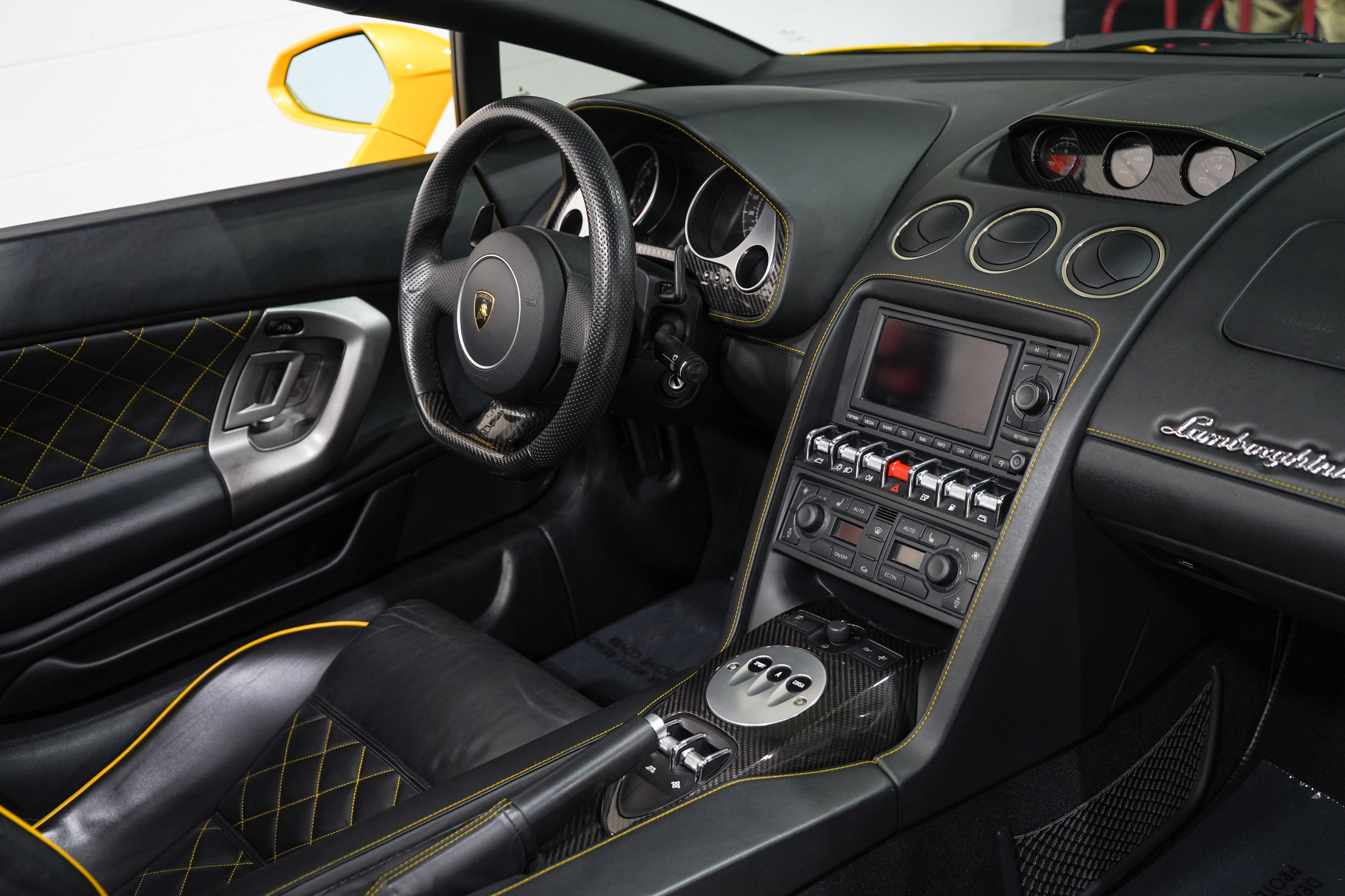 Used 2010 Lamborghini Gallardo LP 560-4 AWD/4WD image 18