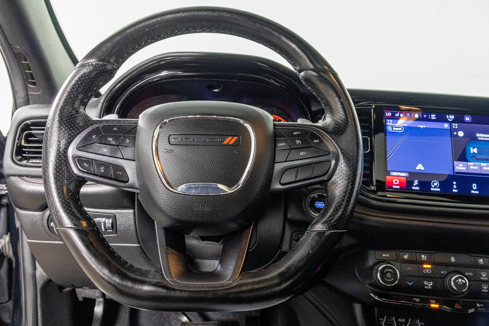 Used 2021 Dodge Durango R/T w/ Blacktop Package AWD/4WD image 33