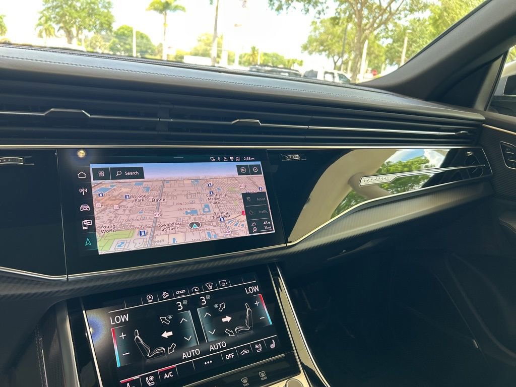 Used 2022 Audi RS Q8 AWD/4WD image 12