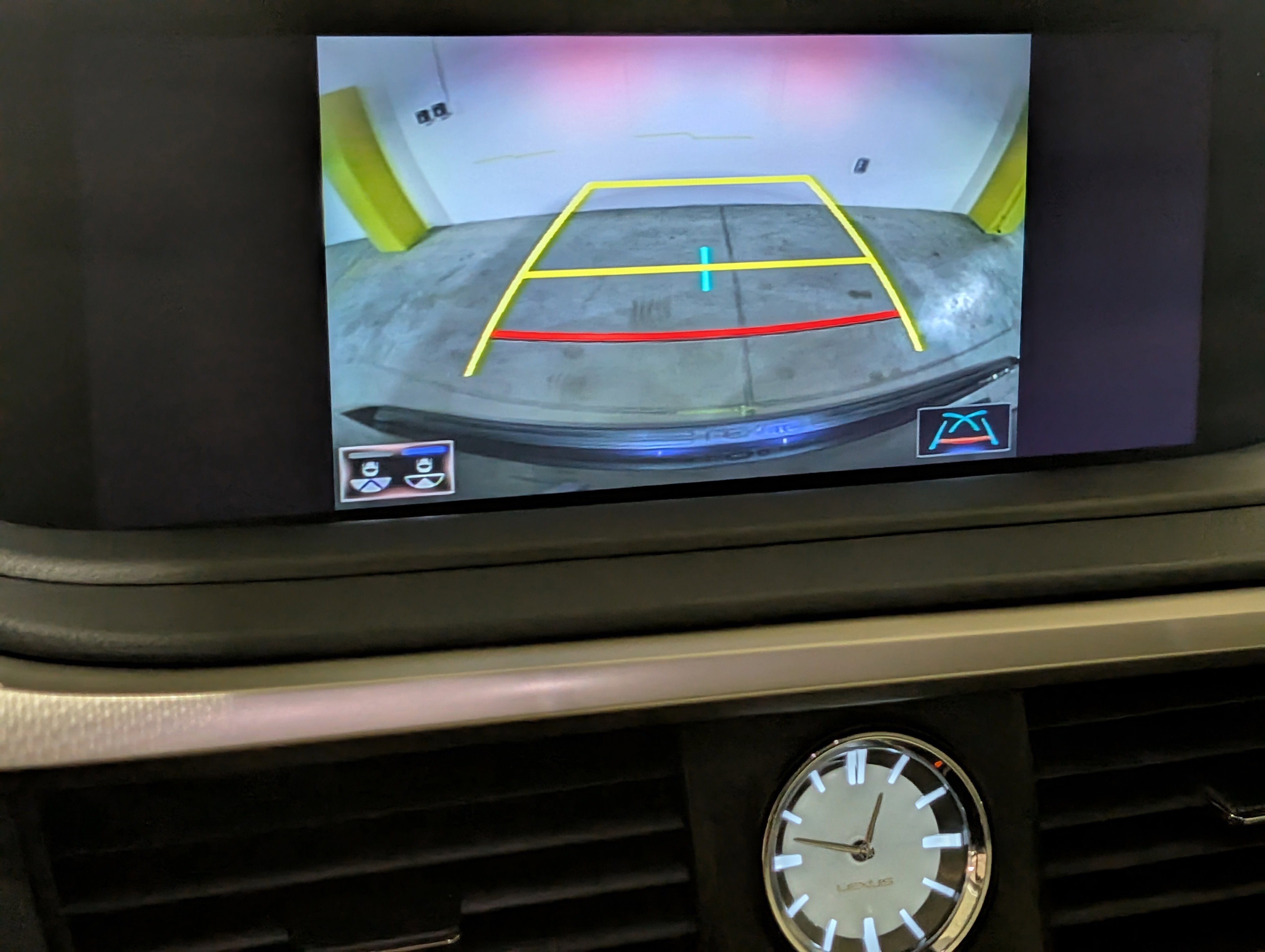 Used 2020 Lexus RX 450h AWD w/ Premium Package image 37