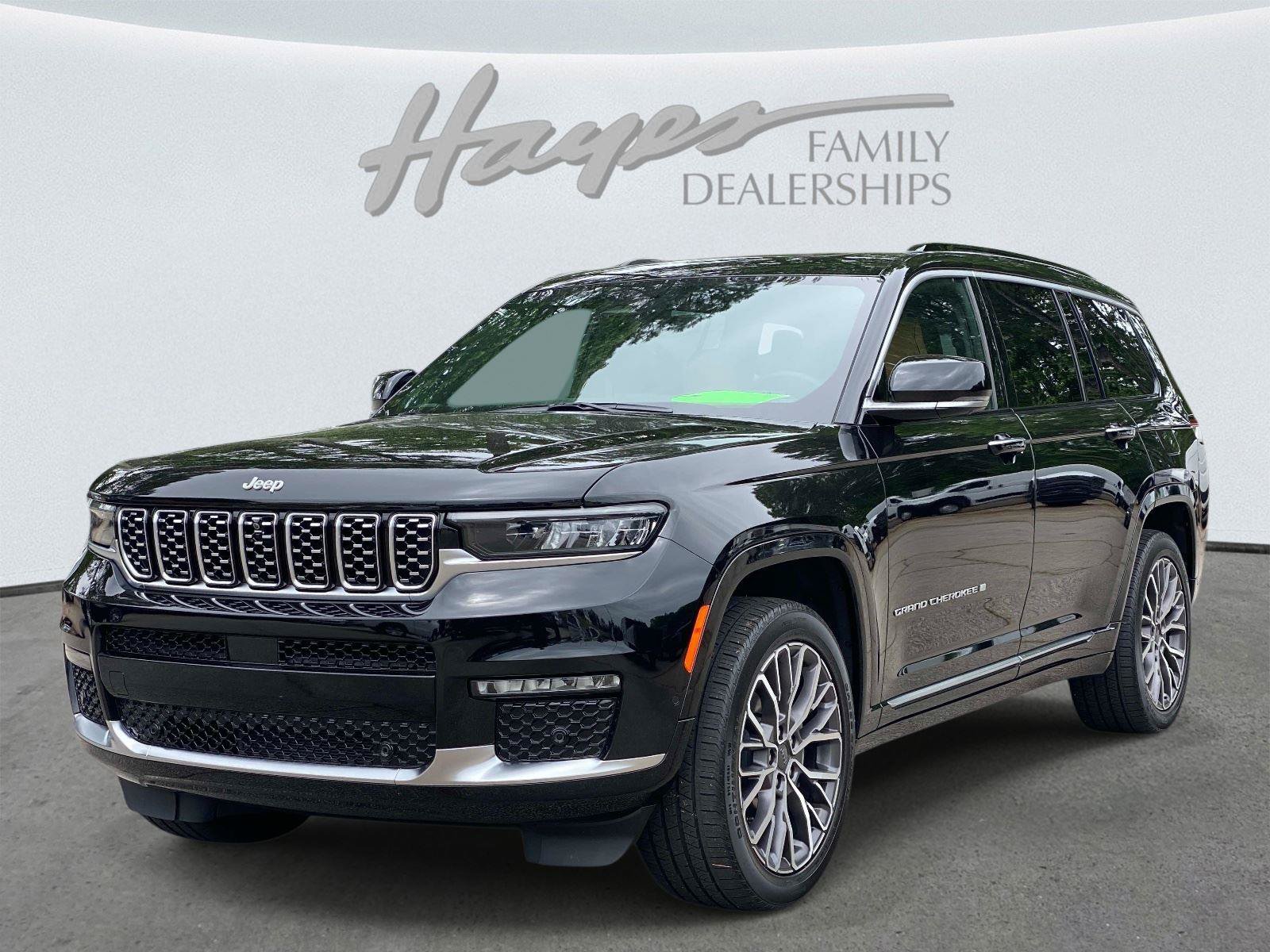 Used 2025 Jeep Grand Cherokee L Summit AWD/4WD image 11