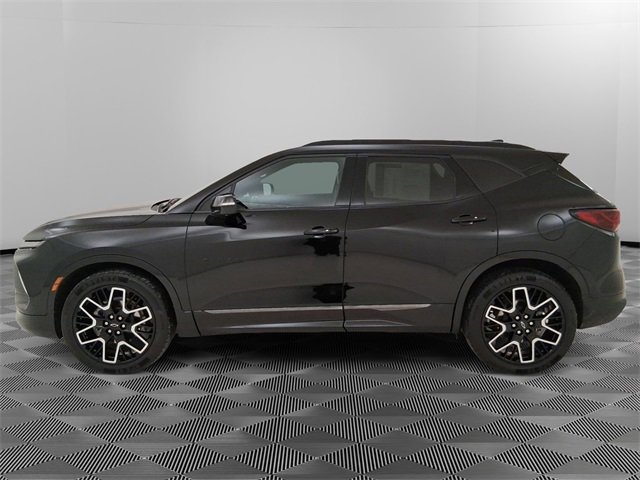 Certified 2023 Chevrolet Blazer RS w/ Driver Confidence II Package image 6