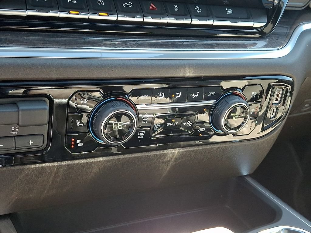 New 2026 Chevrolet Silverado 1500 LTZ AWD/4WD image 12