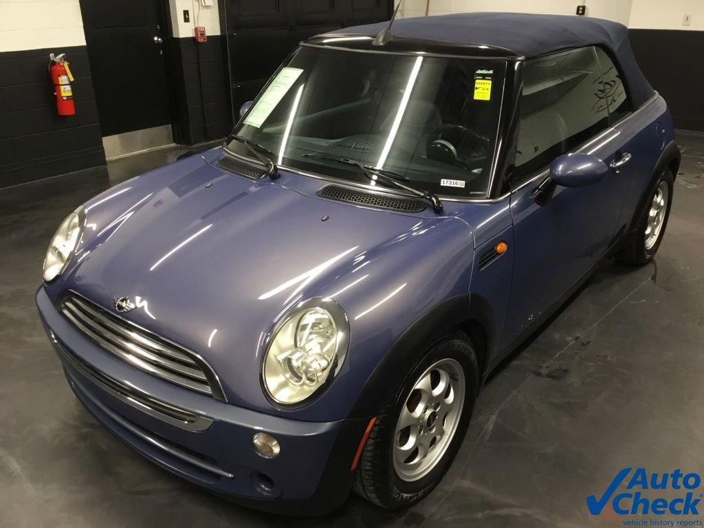 Used 2006 MINI Cooper Convertible image 17