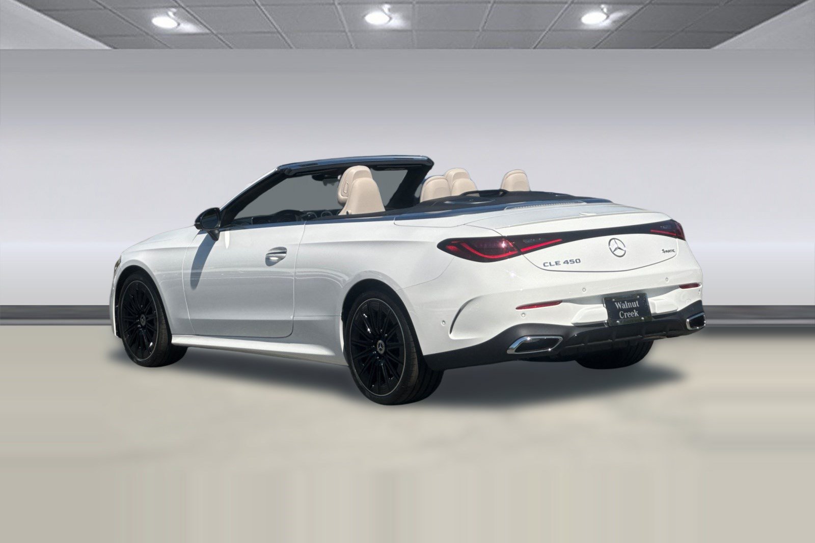 New 2027 Mercedes-Benz CLE 300 4MATIC Coupe image 3