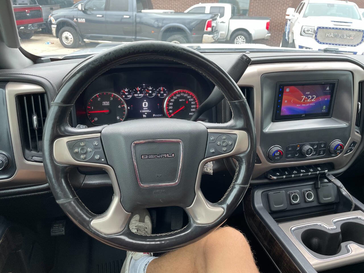 Used 2015 GMC Sierra 3500 Denali w/ Duramax Plus Package image 35