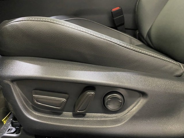 Used 2026 Toyota Camry Hybrid w/ Multimedia Upgrade Package image 14