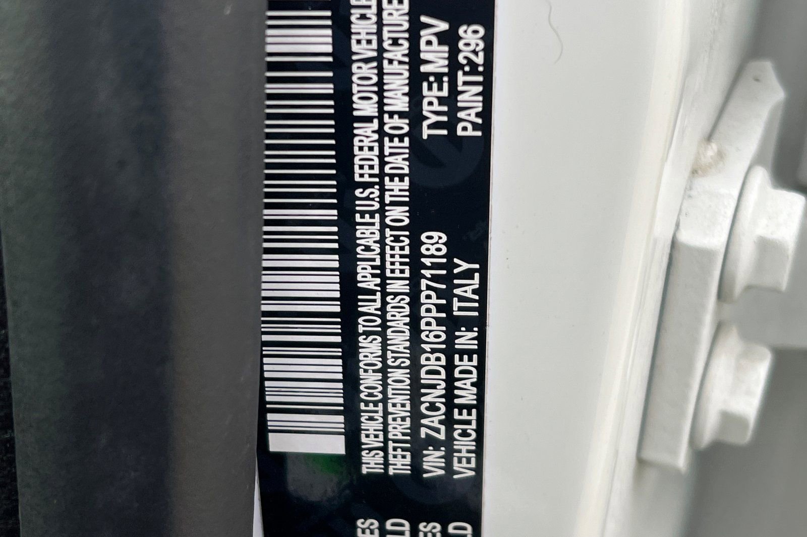 Used 2023 Jeep Renegade Latitude image 27