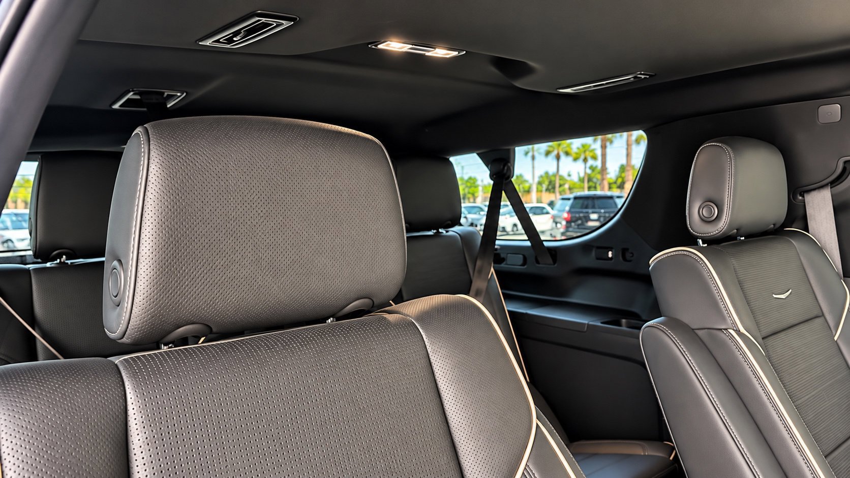 Certified 2023 Cadillac Escalade ESV Sport RWD image 15