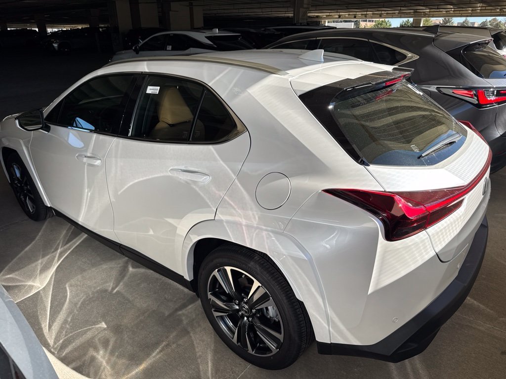 Used 2025 Lexus UX 300h AWD w/ Cold Area Package image 4