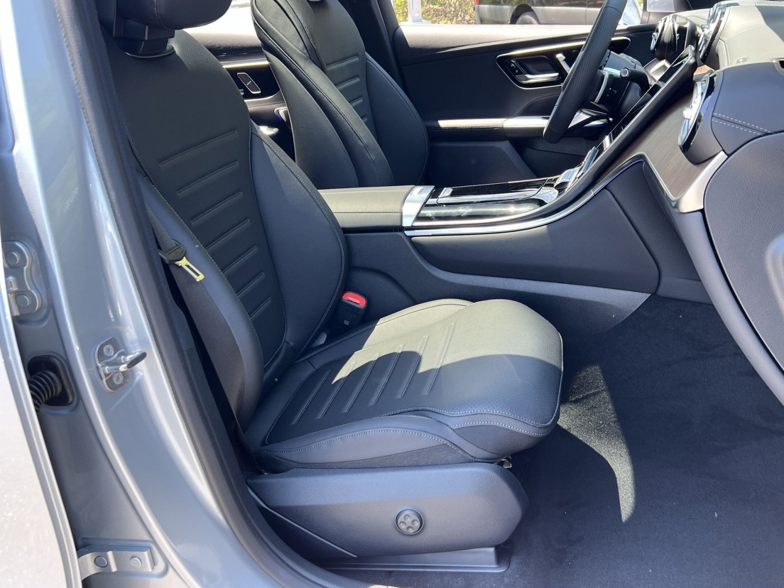 New 2026 Mercedes-Benz GLC 300 4MATIC image 33