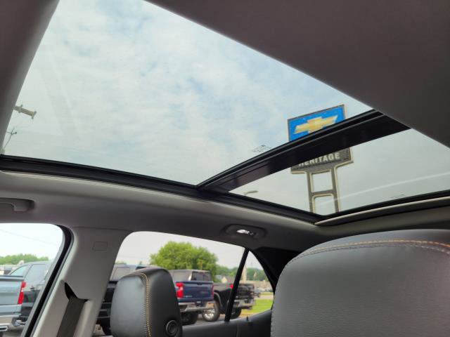 Used 2022 Chevrolet Equinox Premier AWD/4WD image 12