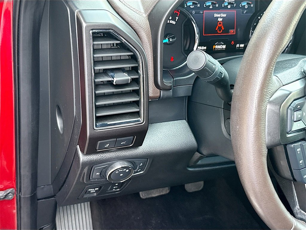 Used 2021 Ford Expedition Max King Ranch image 11