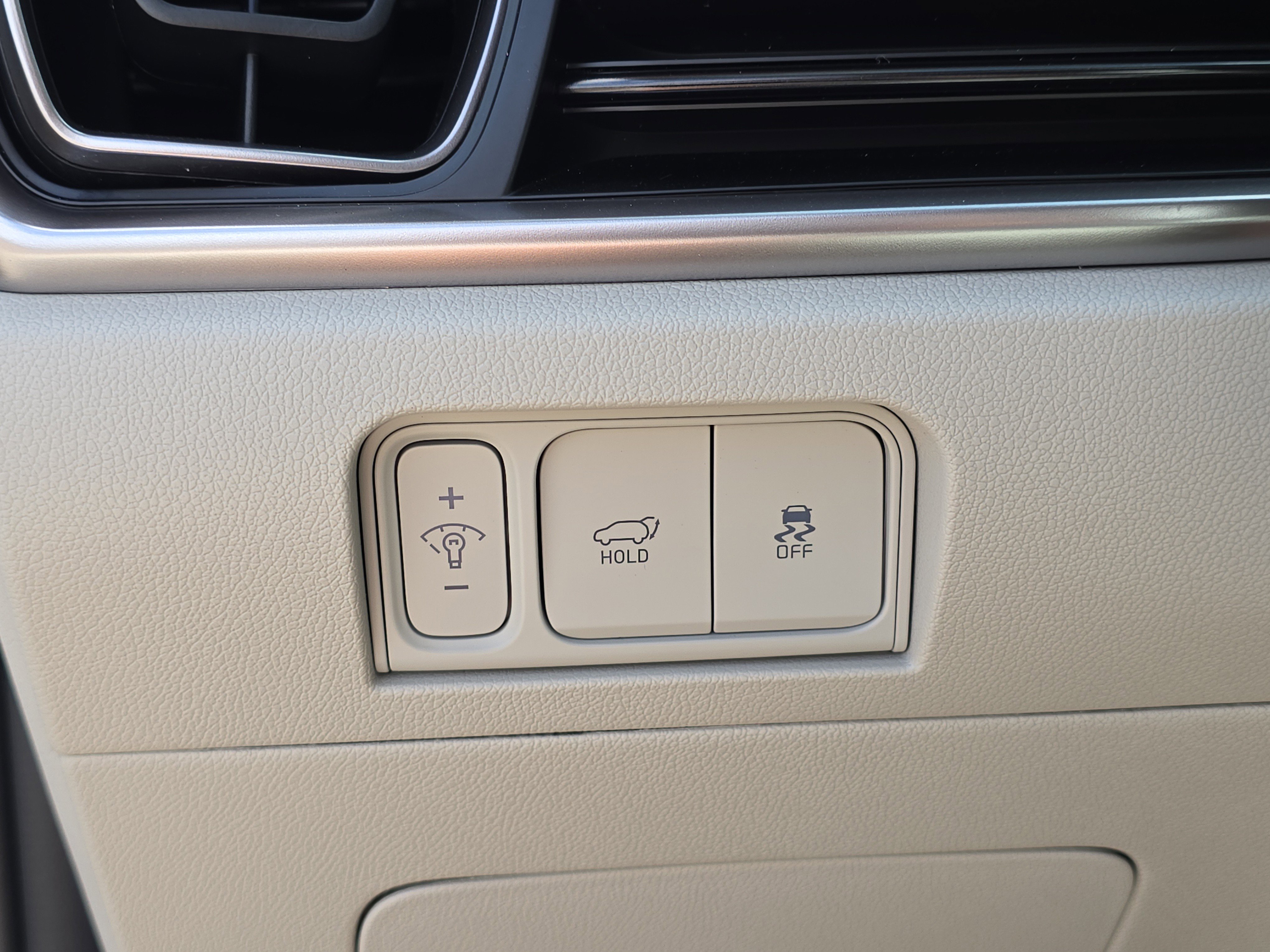 Certified 2025 Kia Sorento EX image 29