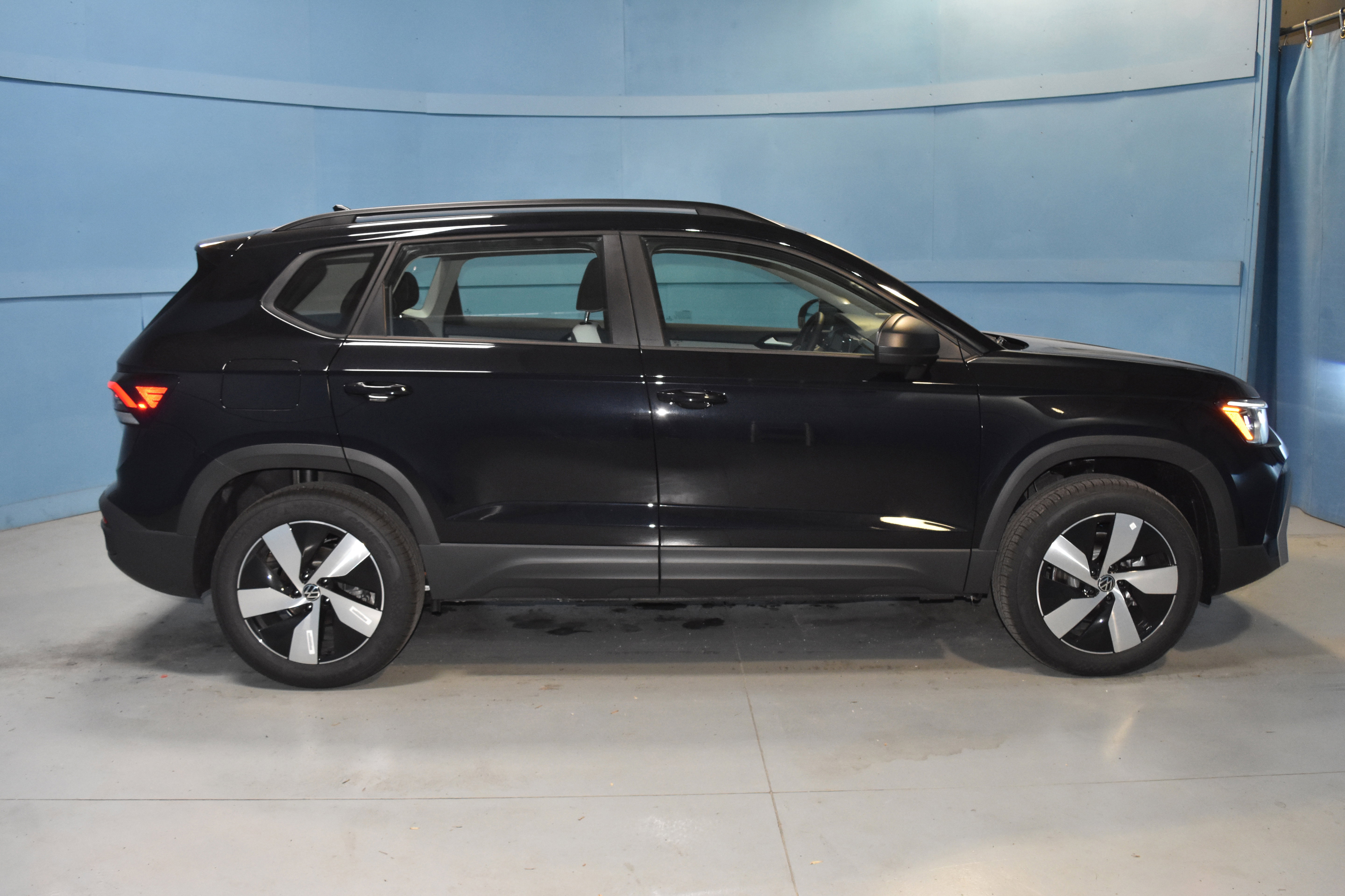 New 2026 Volkswagen Taos S image 17