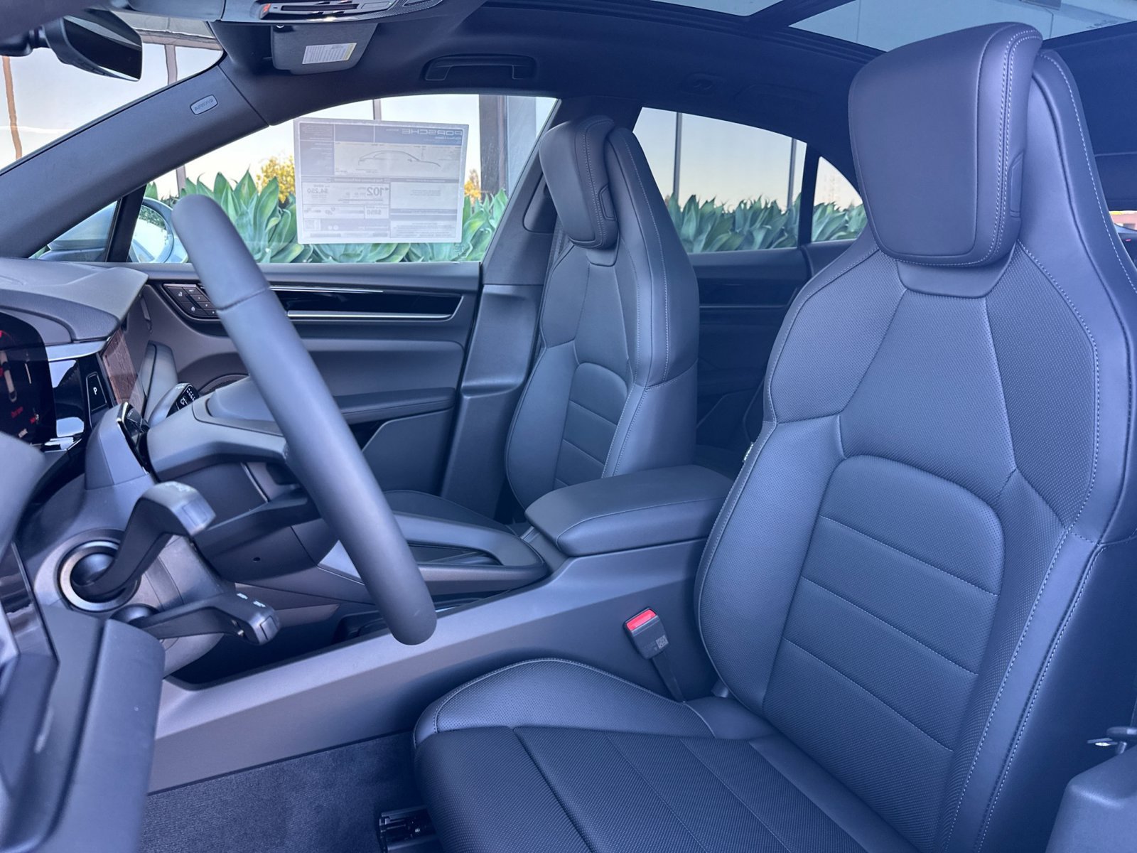 New 2026 Porsche Macan 4 Electric AWD/4WD image 6