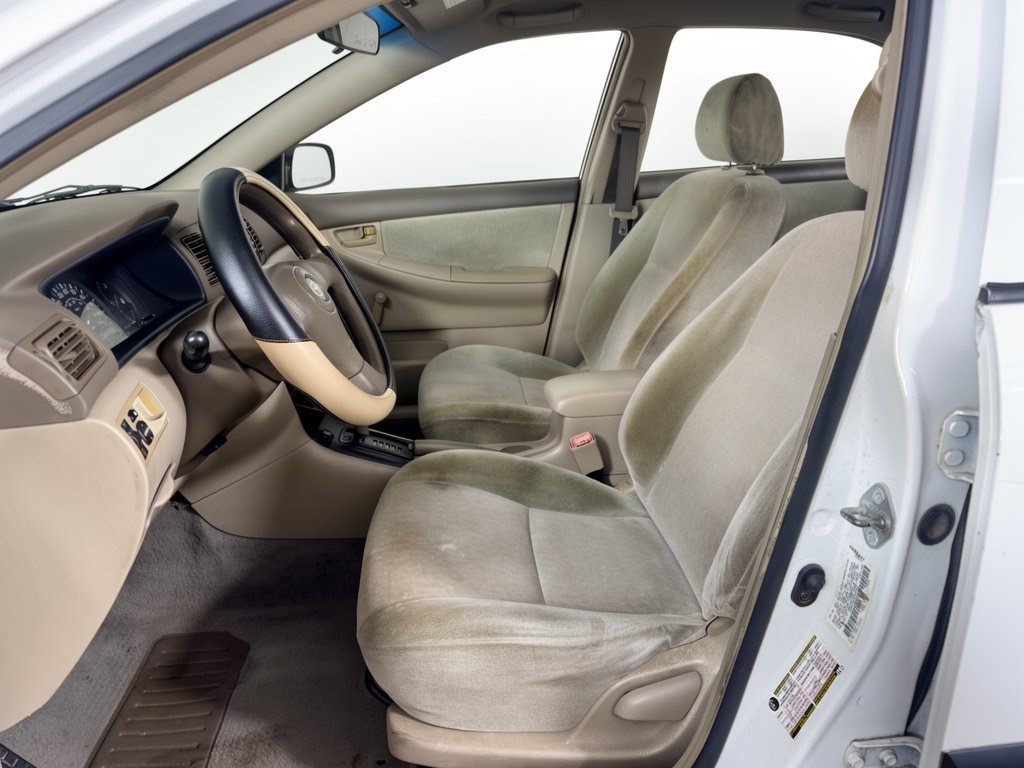 Used 2004 Toyota Corolla CE FWD image 5