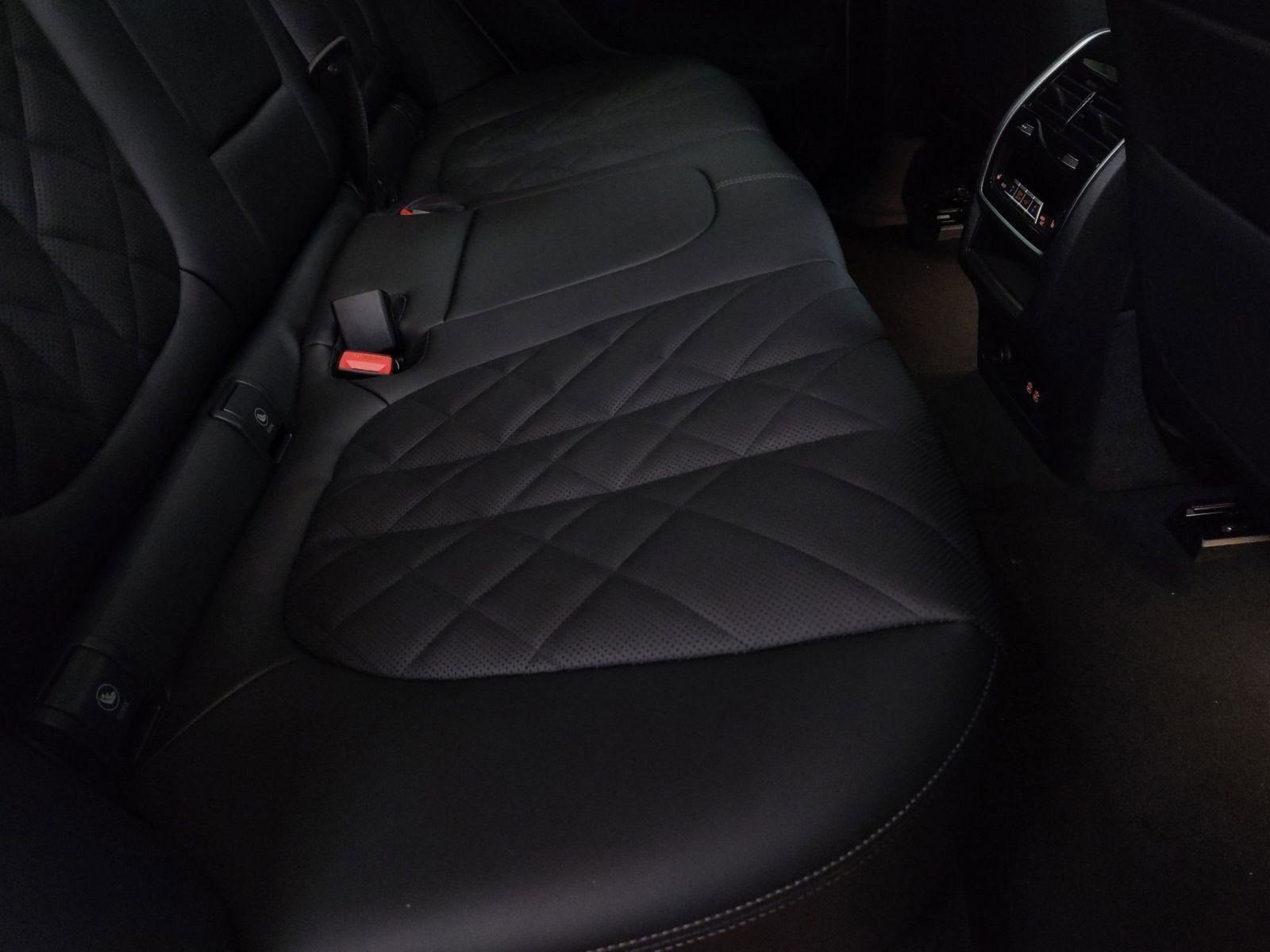 New 2026 BMW X5 xDrive50e w/ Climate Comfort Package image 26