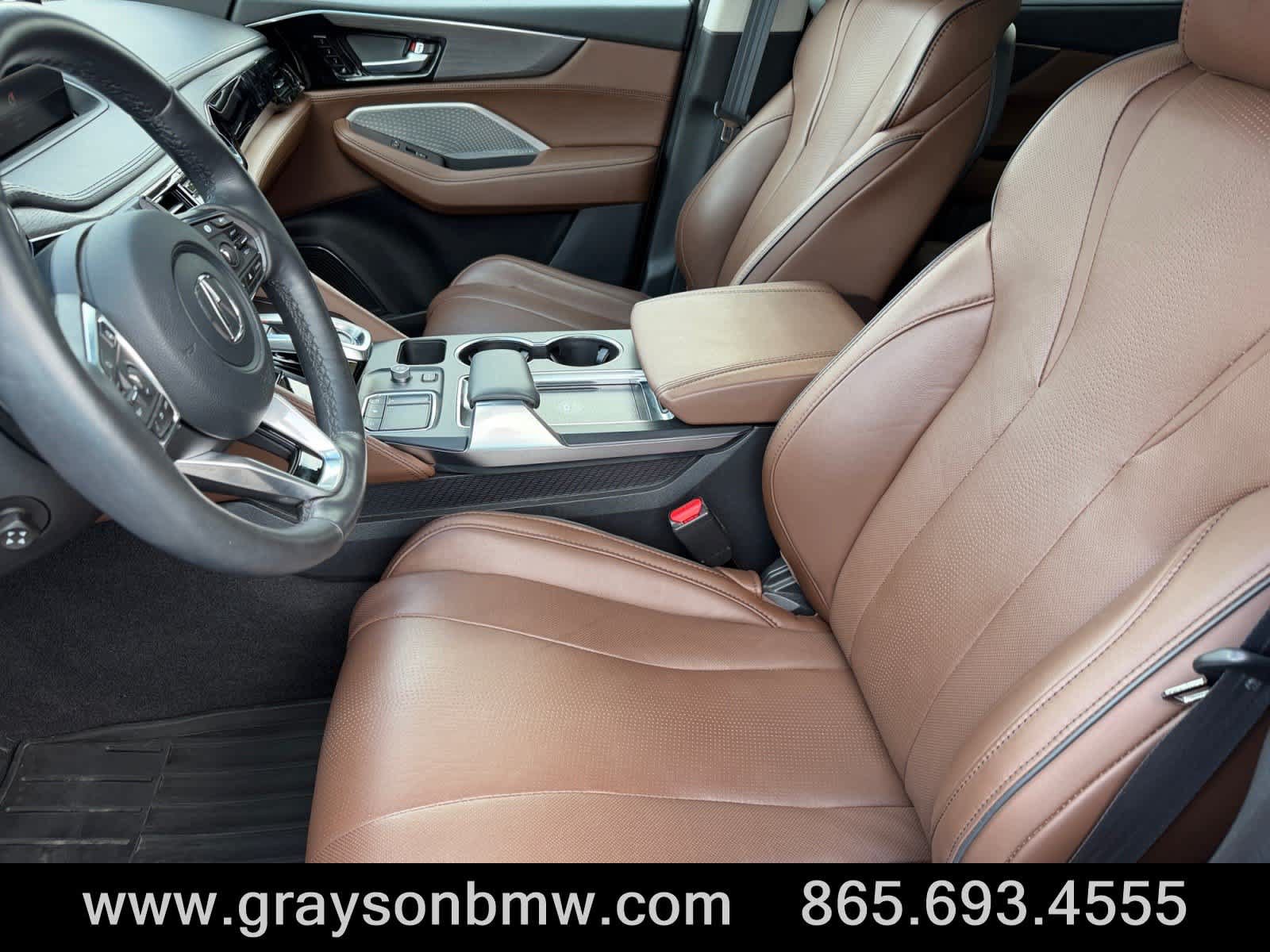 Used 2024 Acura MDX w/ Advance Package AWD/4WD image 10