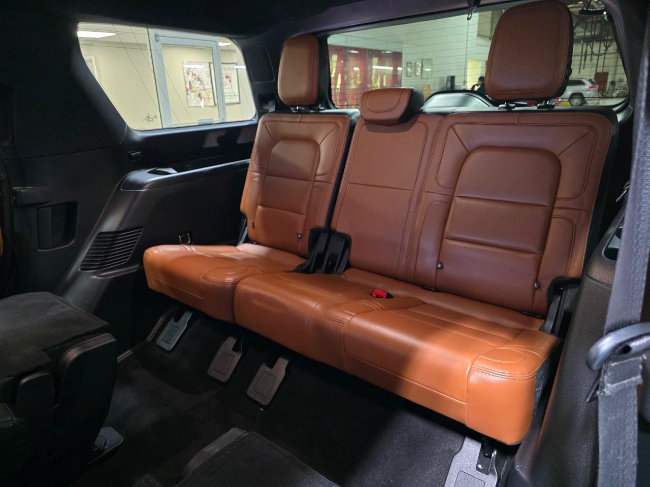 Used 2021 Lincoln Navigator Reserve AWD/4WD image 21