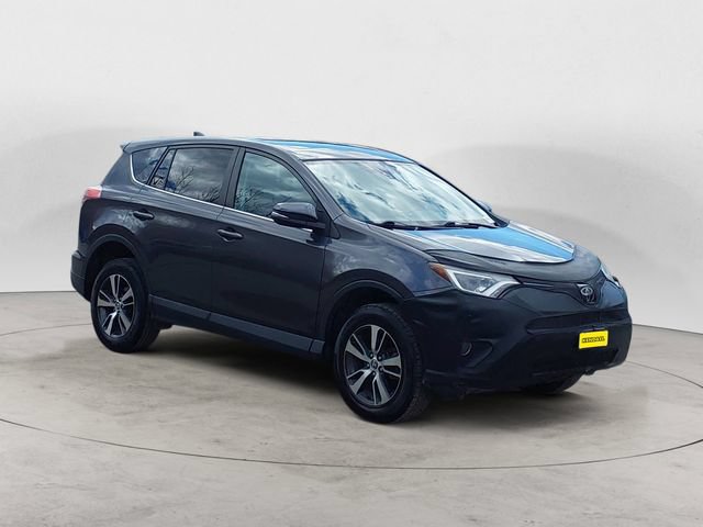 Used 2018 Toyota RAV4 XLE FWD image 7