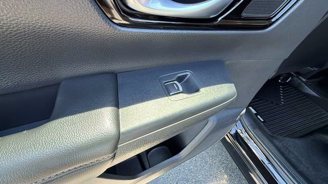 Used 2023 Honda CR-V EX-L image 15