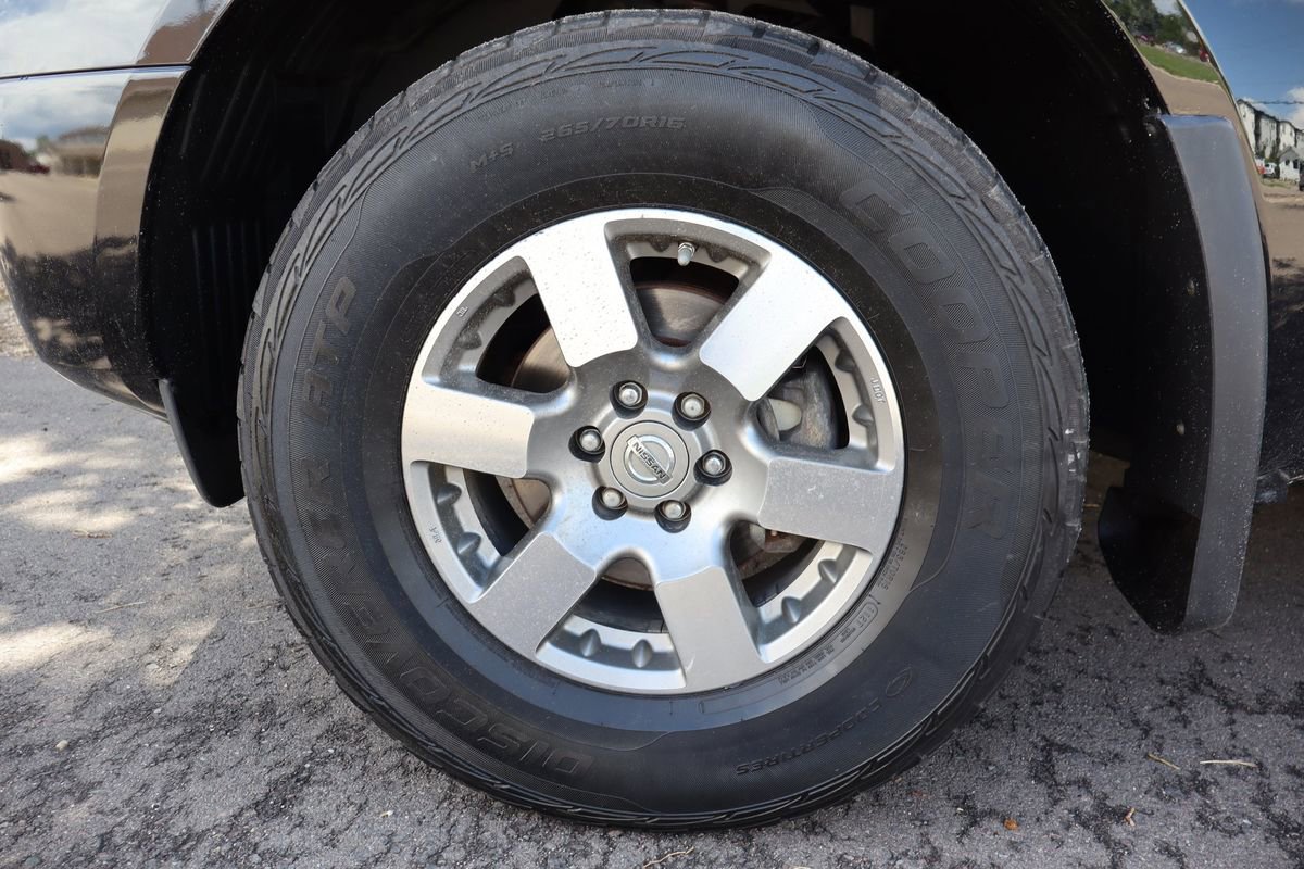 Used 2012 Nissan Frontier PRO-4X AWD/4WD image 40