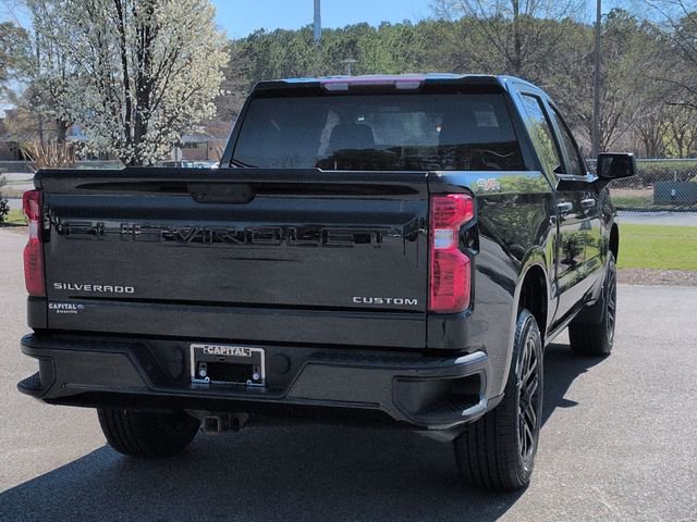 Used 2022 Chevrolet Silverado 1500 Custom image 3
