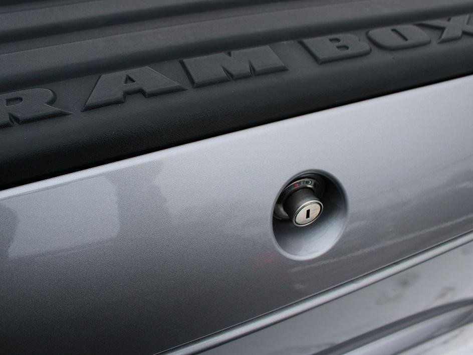 Used 2019 RAM 2500 Laramie image 31