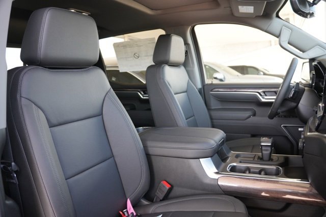New 2025 Chevrolet Silverado 1500 LTZ w/ Technology Package image 18