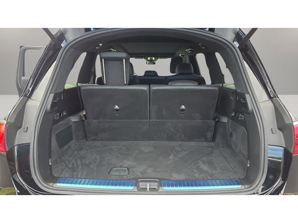 Used 2025 Mercedes-Benz GLS 63 AMG 4MATIC image 37