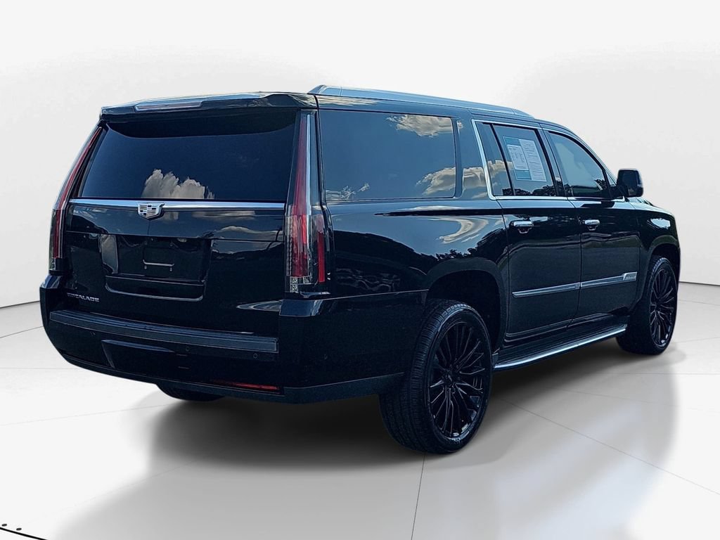 Used 2017 Cadillac Escalade ESV Luxury RWD image 6