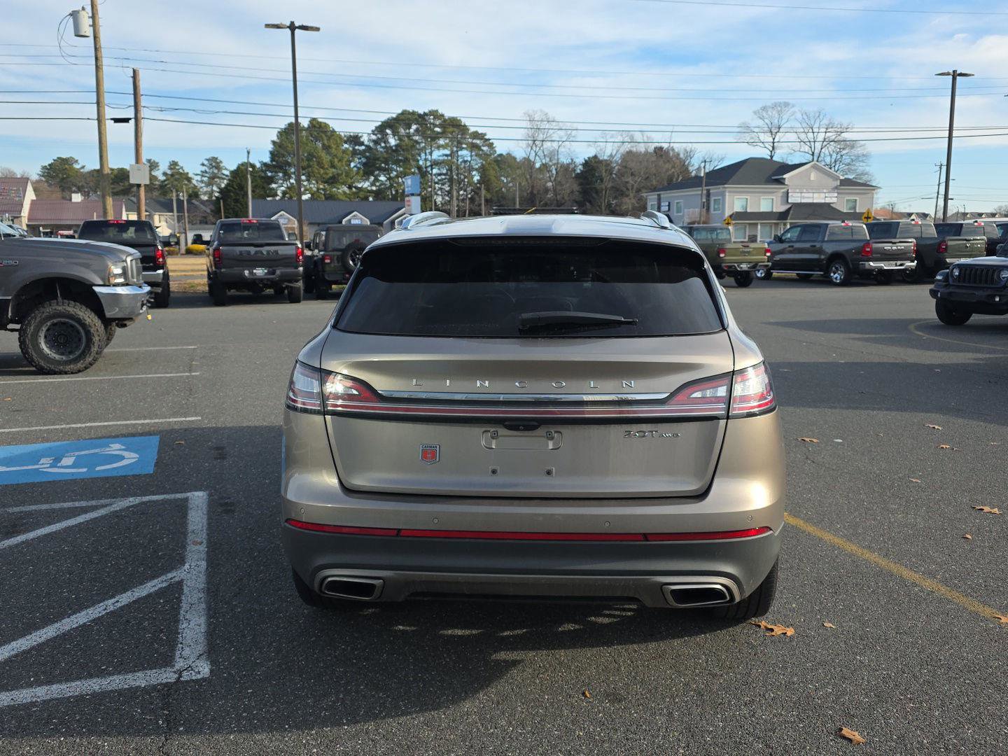 Used 2020 Lincoln Nautilus Reserve image 18