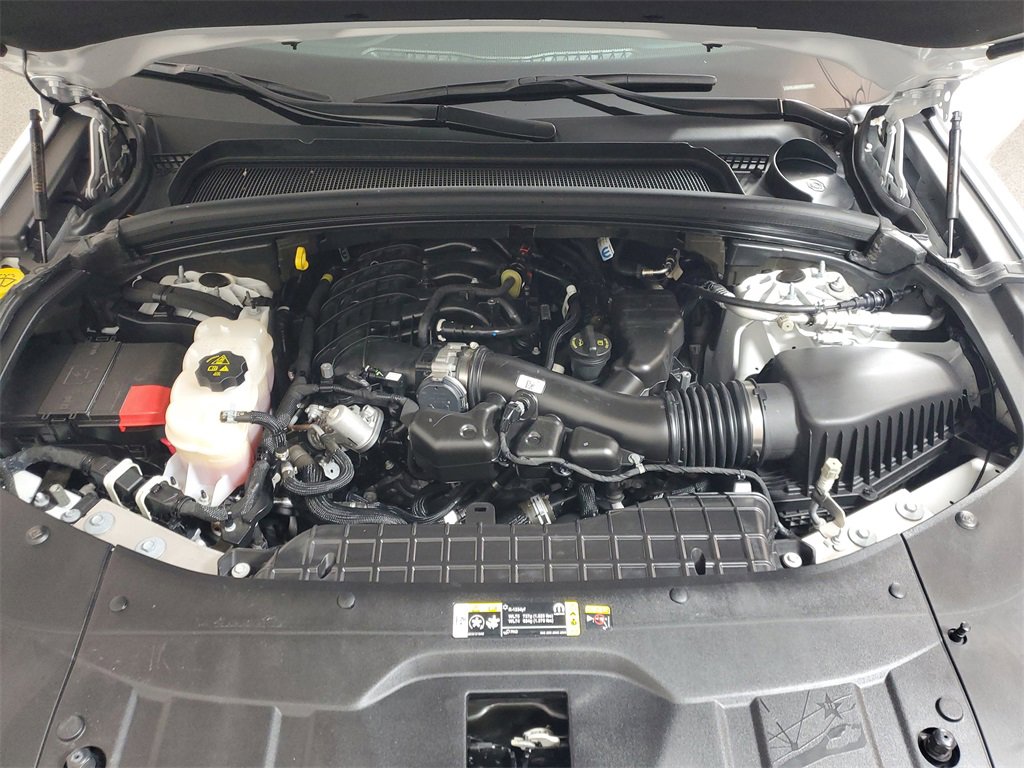 Used 2023 Jeep Grand Cherokee L Limited w/ Luxury Tech Group II image 11