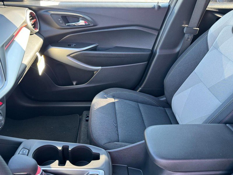New 2026 Chevrolet Trax RS w/ Driver Confidence Package FWD image 8