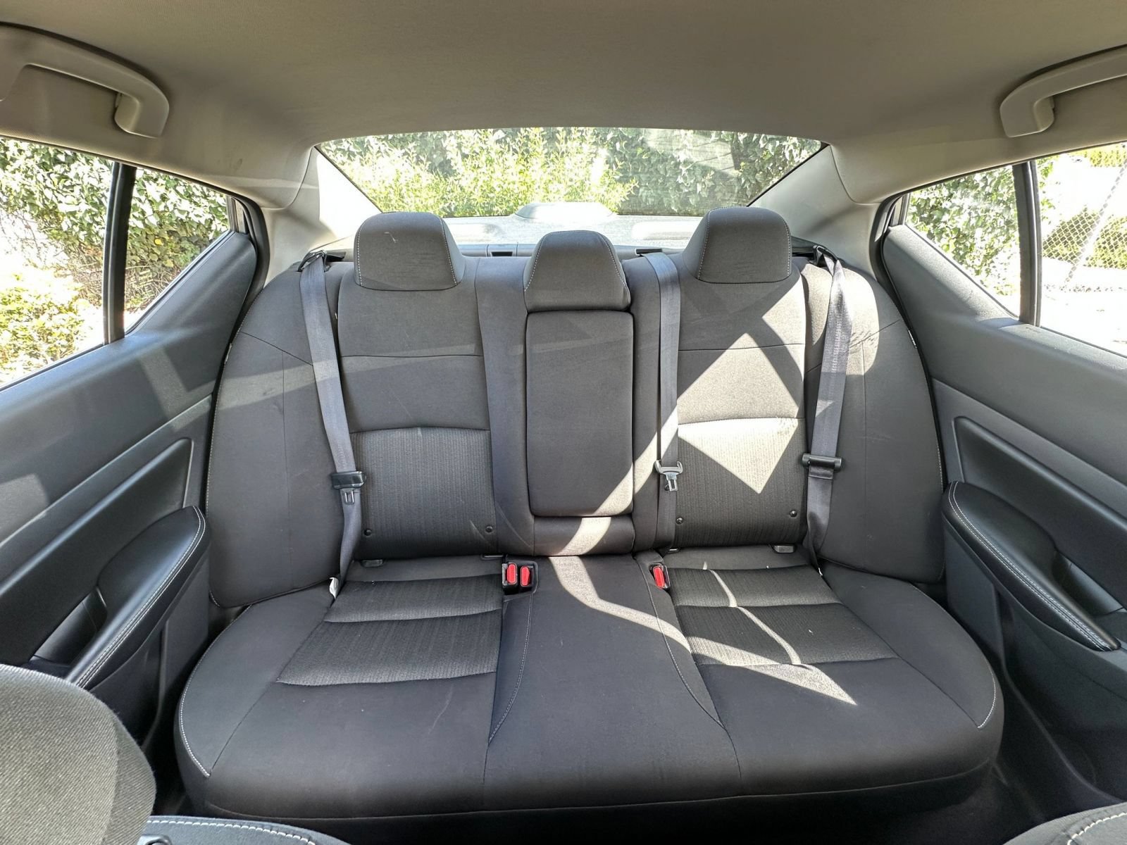 Used 2025 Nissan Altima 2.5 SV FWD image 37