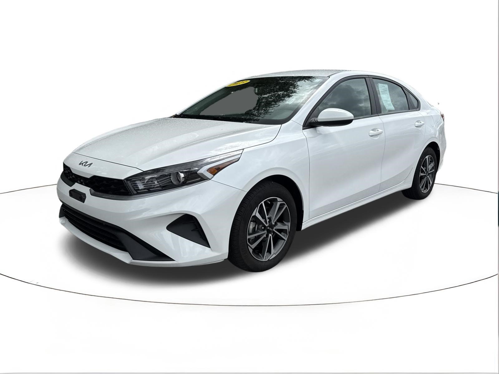 Used 2023 Kia Forte LXS FWD image 7