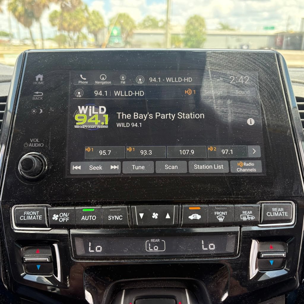 Used 2022 Honda Odyssey Elite image 22