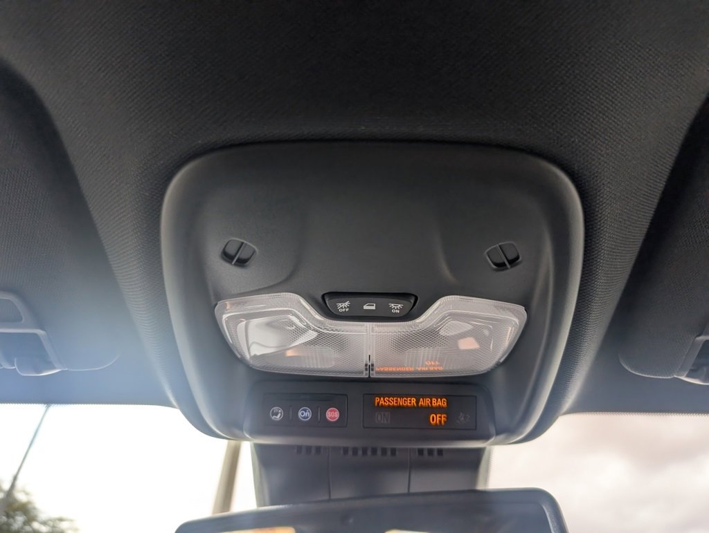 Used 2026 Chevrolet Colorado LT w/ LT Convenience Package image 21