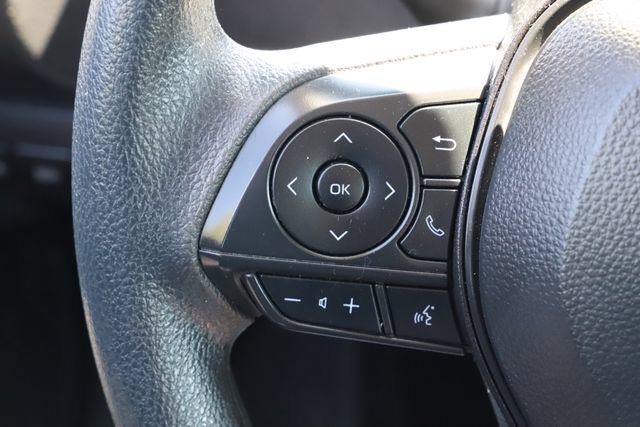 Used 2025 Toyota Corolla LE FWD image 21