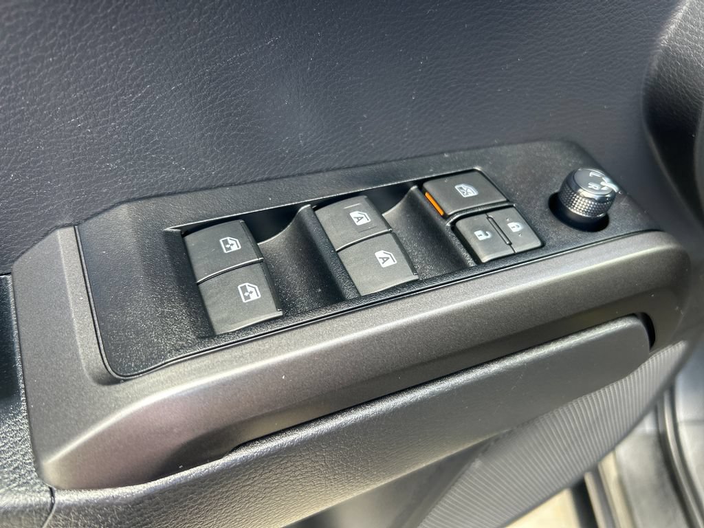 Certified 2022 Toyota Tacoma TRD Off-Road w/ Technology Package AWD/4WD image 11