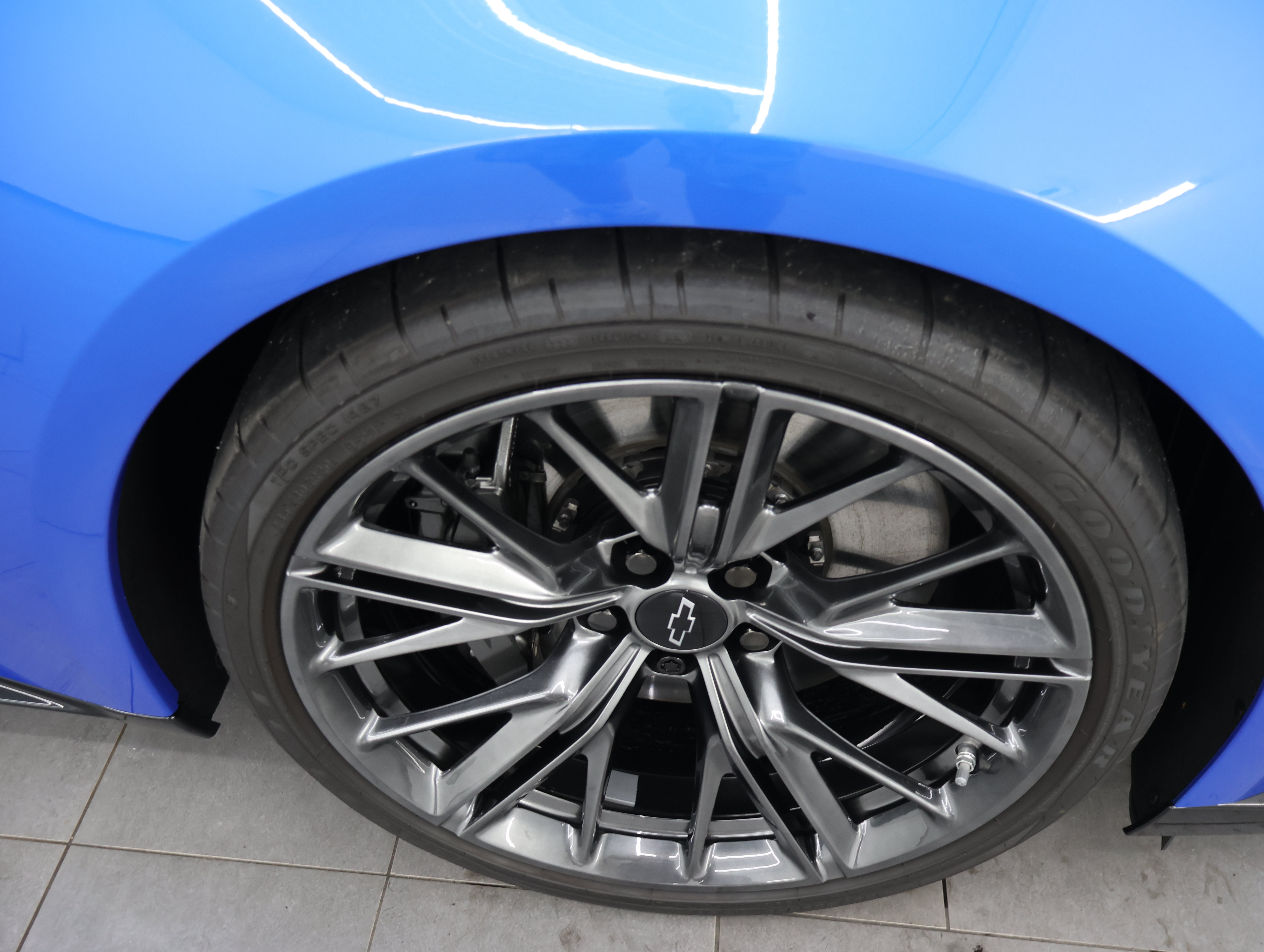Used 2024 Chevrolet Camaro ZL1 RWD image 3