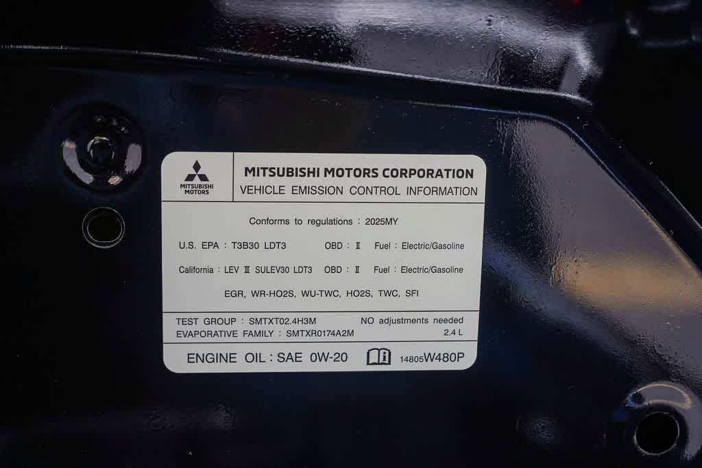 Used 2025 Mitsubishi Outlander ES AWD/4WD image 28