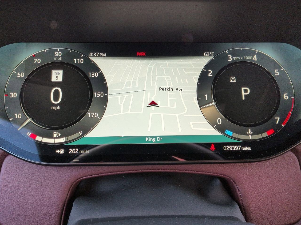 Certified 2023 Land Rover Range Rover Long Wheelbase Autobiography image 13