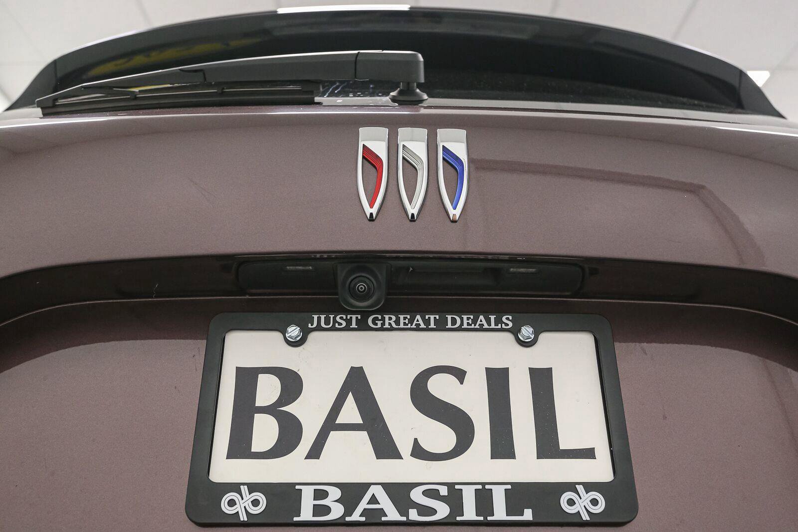 Used 2024 Buick Envision Preferred AWD/4WD image 12