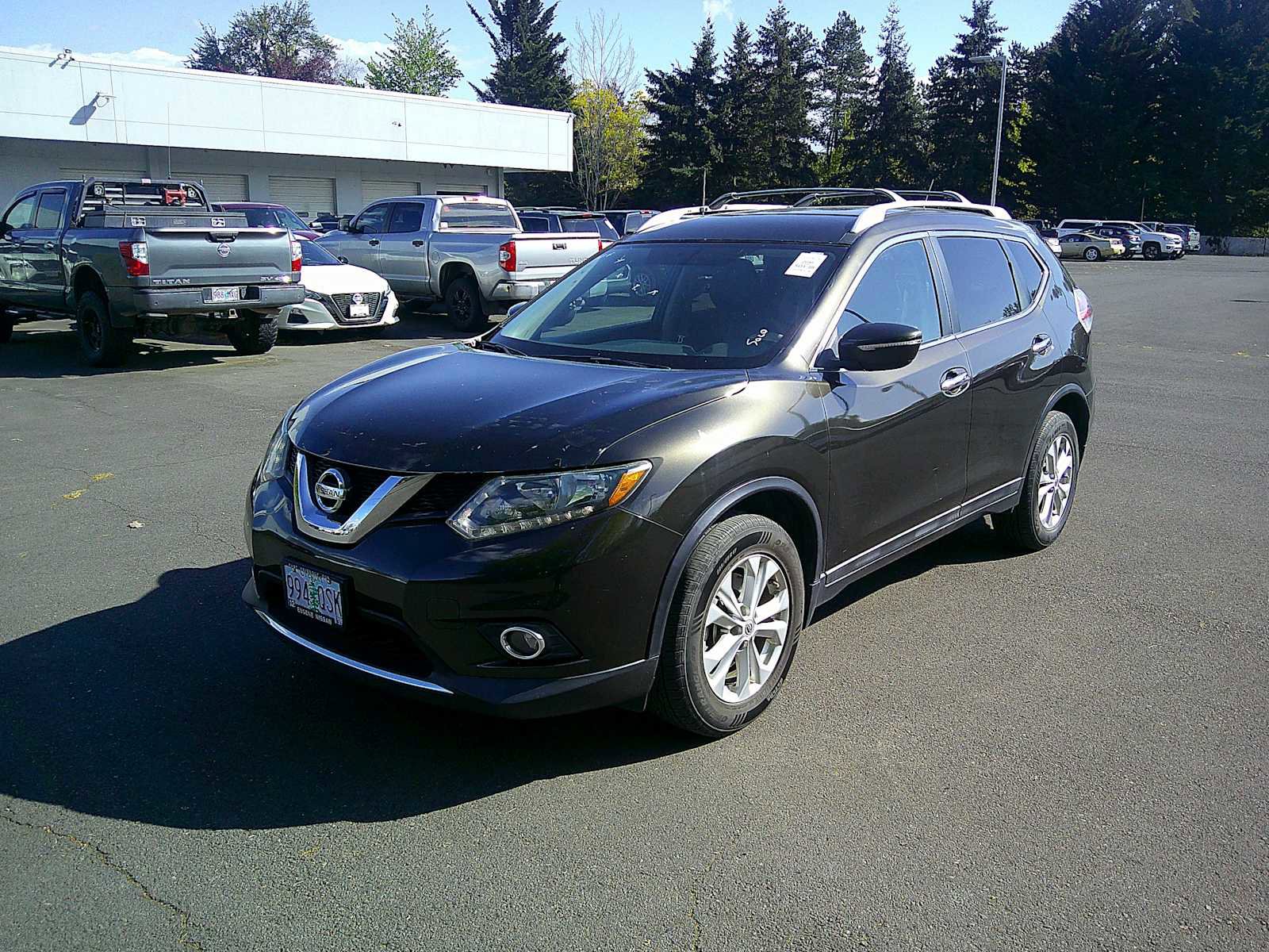 Used 2015 Nissan Rogue SV w/ SV Family Package