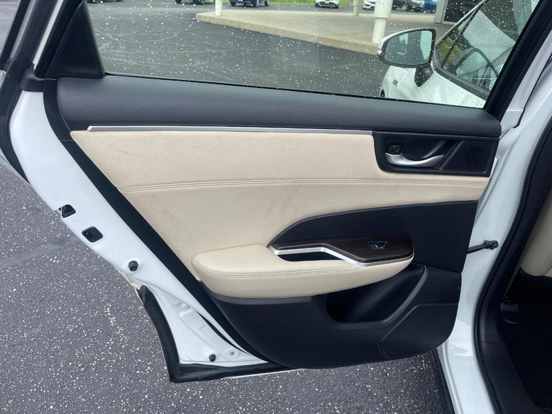 Used 2020 Honda Clarity Touring image 13